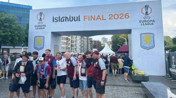 Yurttaşa barikatlarla kapatılmıştı: Gezi Parkı, İngilizlere açıldı