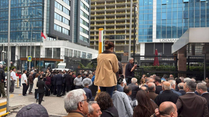 İcra heyeti butlan kararınını tebliğ etmeye CHP'ye geliyor
