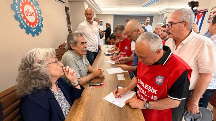Sendikalardan ABD emperyalizminin Küba’ya yönelik ablukasına karşı dayanışma çağrısı