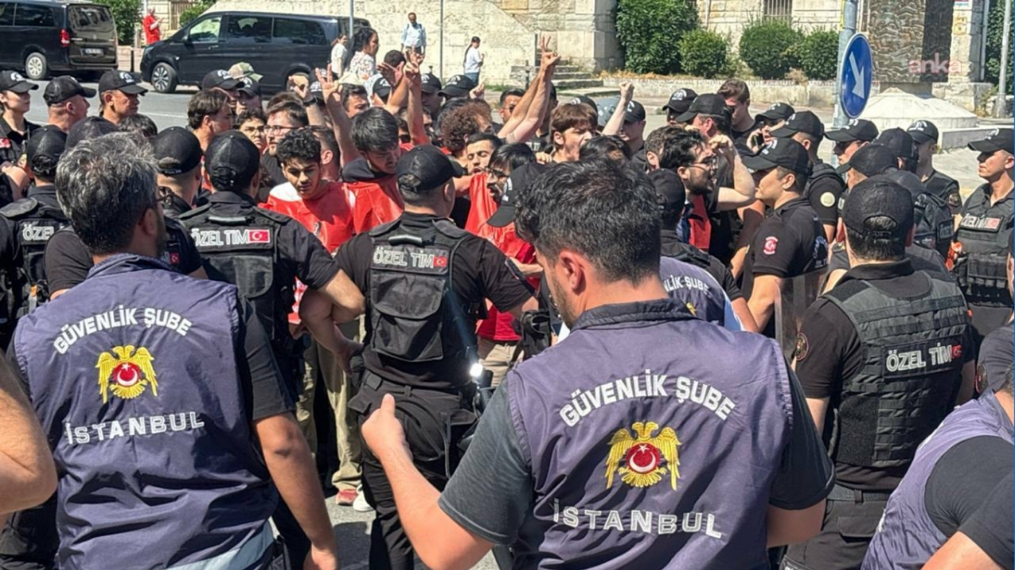 İstanbul’da NATO karşıtı eylemde gözaltına alınan 89 kişi serbest bırakıldı