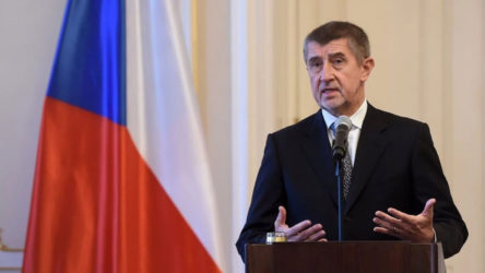Çekya'dan NATO'nun sonuç bildirisine veto