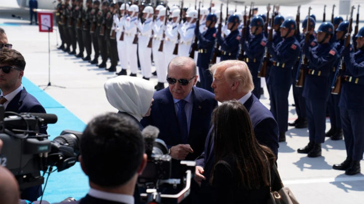 Donald Trump Ankara'da: Erdoğan resmi törenle karşıladı