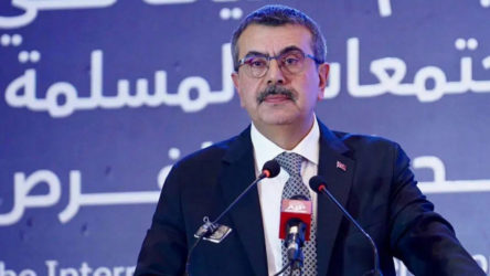 Bakan Tekin şimdi de 