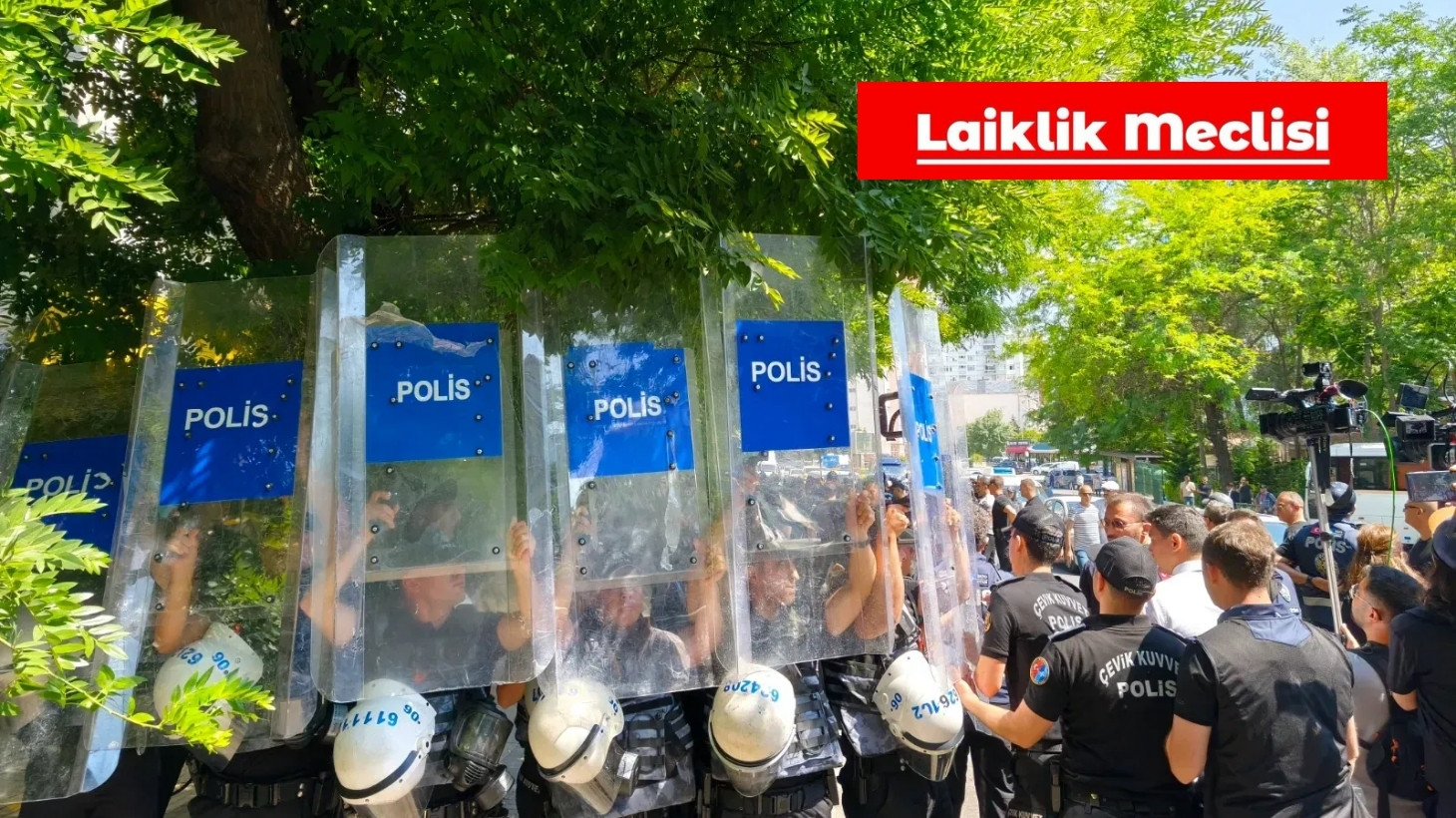 Laiklik Meclisi’nden NATO protestolarında yurttaşların gözaltına alınmasına tepki