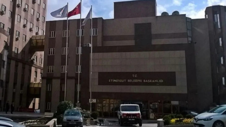 Yeni Parti ve CHP'nin yarıştığı Etimesgut Belediye Başkanvekili seçimlerinde AKP'liler CHP'li adaya oy verdi