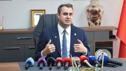 Yeni Parti İzmir İl Başkanı, Cemil Tugay'dan umutlu: Partimize katılacağına inanıyorum
