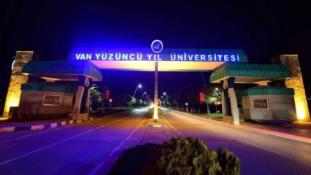 Van YYÜ yurtları Diyanet Vakfı'na devredildi