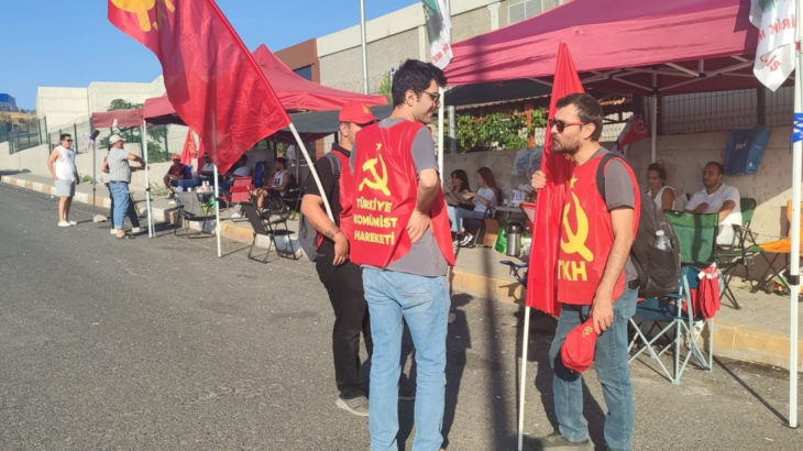 TKH İzmir İl Örgütü'nden Smart Güneş işçilerine destek ziyareti