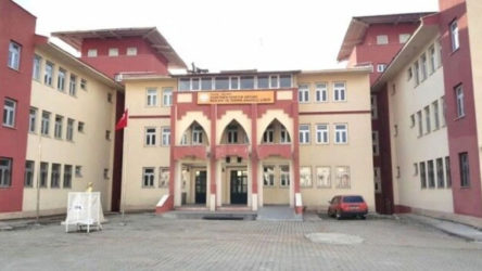 Bingöl'de öğrencilerin kaldığı pansiyonda asansör kazası: 1 öğrenci yaralandı