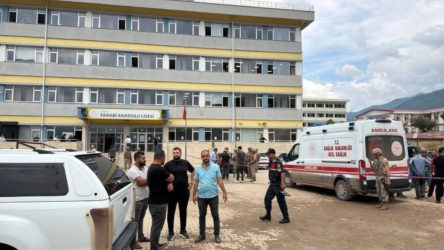 Osmaniye'de okula silahlı saldırı: Öğretmen hayatını kaybetti