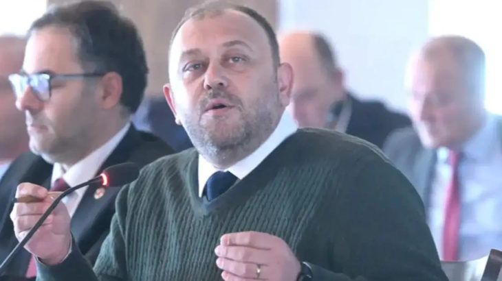 CHP’li meclis üyesi gözaltına alındı