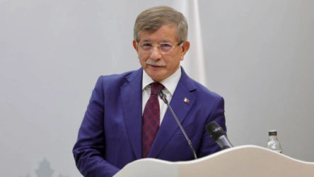 Ahmet Davutoğlu hakkında soruşturma başlatıldı