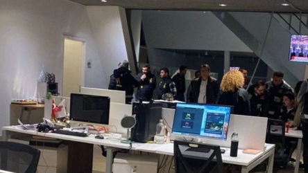 Başsavcılıktan Halk TV açıklaması: 11 kişi gözaltına alındı, şirketlere TMSF kayyım atandı