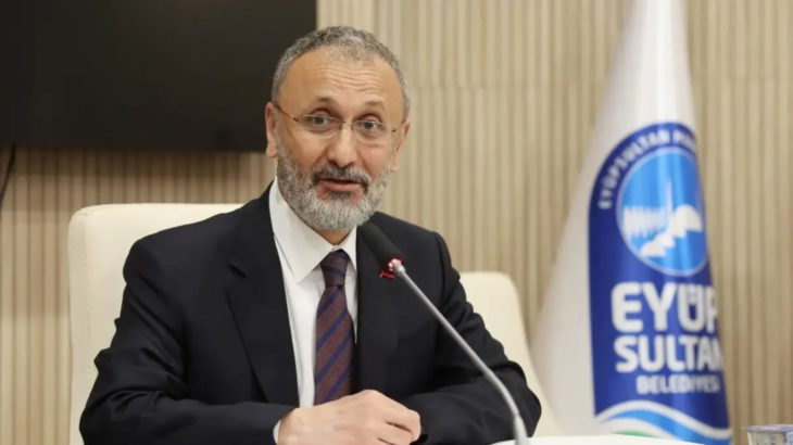 Eyüpsultan Belediyesi'ne operasyon: Belediye başkanı dahil 28 kişi gözaltında
