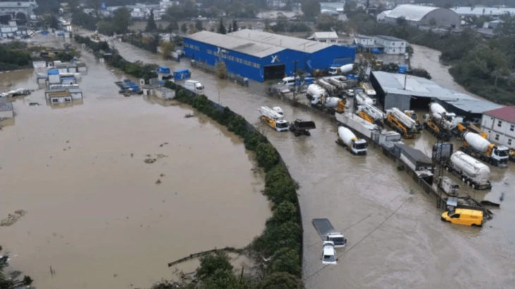 İstanbul'daki sel felaketinde can kaybı 6'ya yükseldi