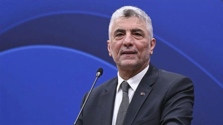 Ticaret Bakanı Bolat aldığı fonları kriz öncesinde sattı iddiası
