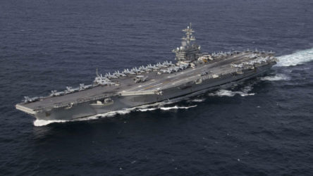 Ortadoğu'daki görevi sona eren USS Abraham Lincoln uçak gemisi ABD'ye döndü