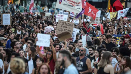 Portekiz’de binlerce kişi konut krizi ve hayat pahalılığına karşı sokakta